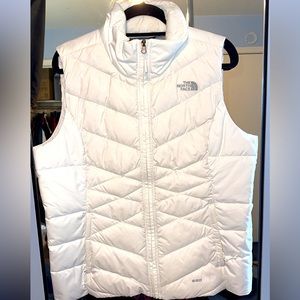 White North Face Vest Large
